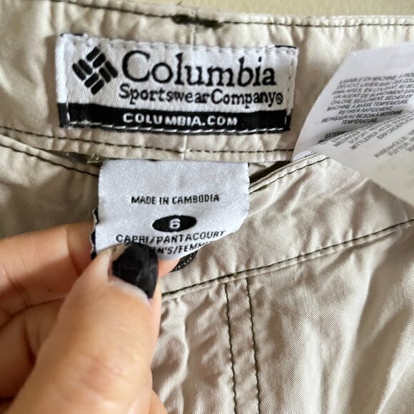 COLUMBIA CARGO PANTS ANKLE CAPRI WOMENS SIZE 6 POCKETS HIKING ATHLETIC - Picture 3 of 10